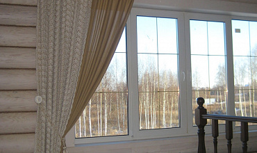 Пошив штор на тесьме в холле в стиле "Кантри"