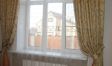 Пошив штор на тесьме в гостиной в стиле "Эклектика"