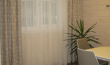 Пошив штор на тесьме в столовой в стиле "Кантри"