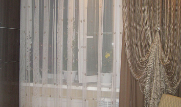 Пошив штор на тесьме в кухне в стиле "Хай-тек"