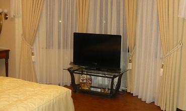 Пошив штор на тесьме в спальне в стиле "Неоклассика"