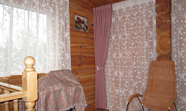 Пошив штор на тесьме в холле в стиле "Кантри"