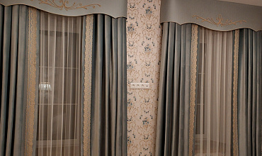 Пошив штор  с ламбрекеном в спальне в стиле "Неоклассика"