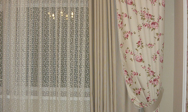 Пошив штор на тесьме в спальне в стиле "Прованс"