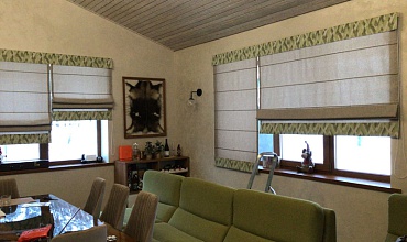 Пошив римских штор в столовой в стиле "Кантри"