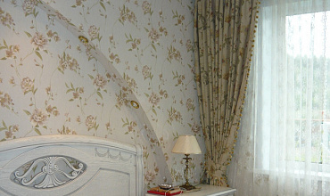 Пошив штор на тесьме в спальне в стиле "Прованс"